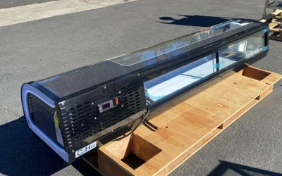 171-0141 72” Self Contained Full Service Countertop Sushi Display Cooler