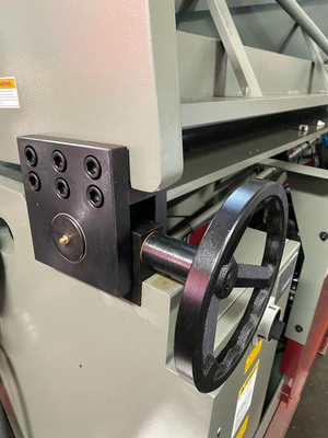 2024 GMC _UNKNOWN_ Hydraulic Brakes | Punch Press and Shear (5)