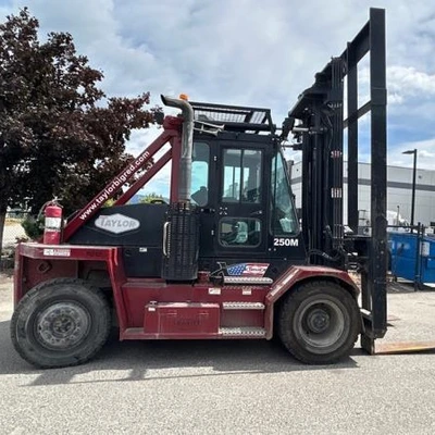 Used 2017 TAYLOR X250M Internal Combustion Forklifts: Pneumatic Tire British Columbia CA | Leavitt Machinery #1443699