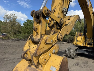 Used 2022 CAT 335 TH Crawler Excavators Michigan US | Miedema Asset Management Group #1483290