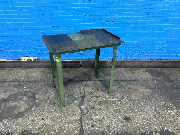 Used _UNKNOWN_ _UNKNOWN_ Work Benches Ohio US | HGR 24 #1355847