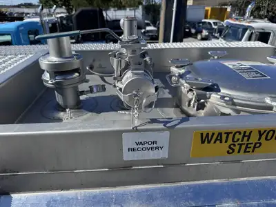 Used 2018 BRENNER FOOD GRADE Tanker Trailers Texas US | MCO Truck & Equipment #1513796
