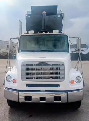 Used 2001 FREIGHTLINER FL 112 Mobile Cranes Utah US | Proxy Equipment #1378478
