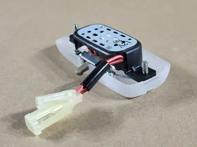 NEW TOYOTA GENUINE PARTS 82140-60050