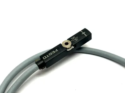 SMT-8M-A-PS-24V-E-0,3-M8D, 574334 | Festo SMT-8M-A-PS-24V-E-0,3-M8D Magnetic Proximity Sensor 574334 - Used