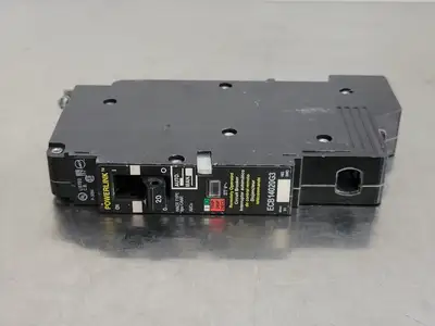 Used SCHNEIDER ELECTRIC ECB14020G3 Switchgears British Columbia CA | Lenmark #241420