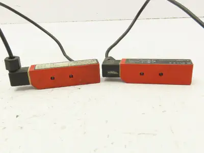 Leuze PRK 97/4 D S.1 Photoelectric Sensor 10-30VDC  Lot of 2