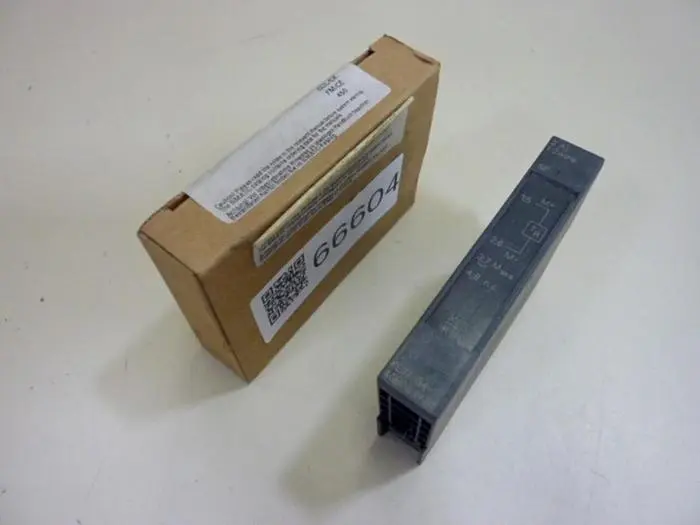 NEW SIEMENS 6ES7 134-4GB00-0AB0