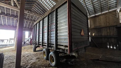 GEHL BU970 Silage wagon | Iron Listing (23)