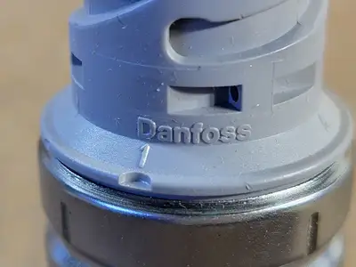 NEW CUMMINS 5594381