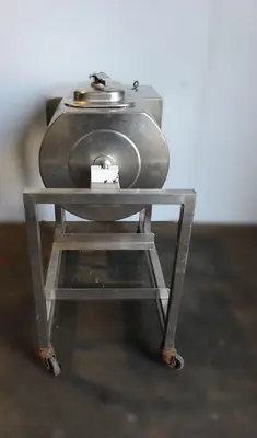 USED AYRKING MARINATOR 40.6