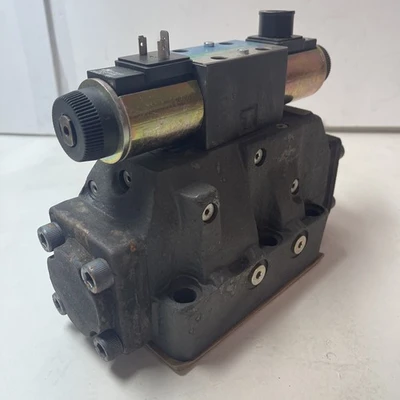 USED Vickers DG5S-8-33C-T-M-U-HL7-30-EN502