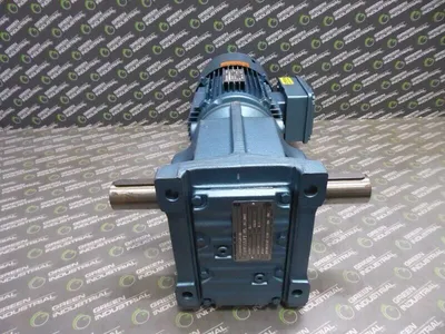 1.5 HP SEW Eurodrive K67DT90S48MG2HR 230YY/460Y 1740 RPM 108.03 Ratio Used