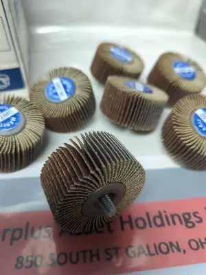 New | in-Stock MERIT 33015 Grinding Wheels Ohio US | Surplus Asset Holdings #1246937