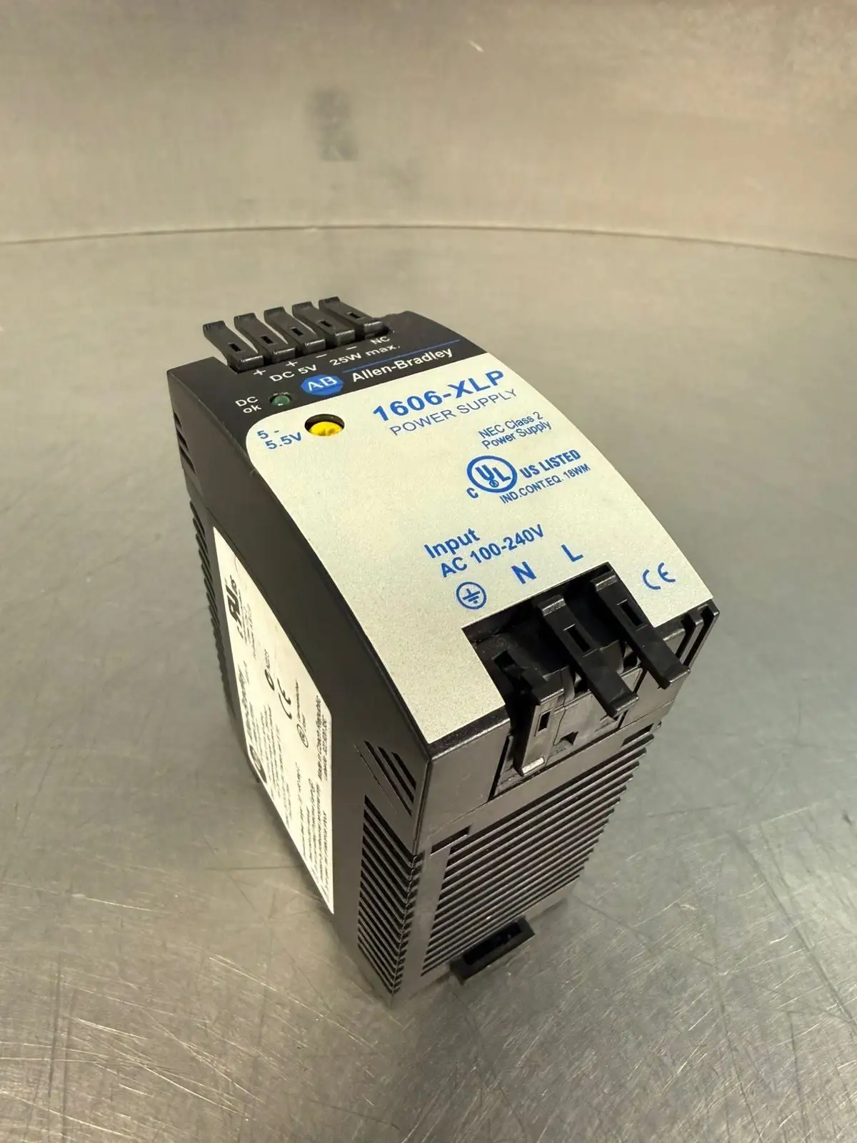 Allen-Bradley 1606-XLP25A /A Power Supply DC 5-5.5V/5A (4.1.3)