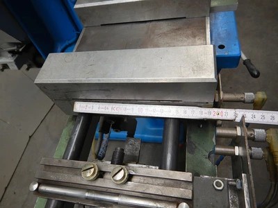 USED RASKIN + FESTO 30 TON