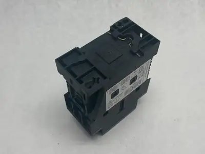 USED SIEMENS SIRIUS POWER CONTACTOR 3-POLE