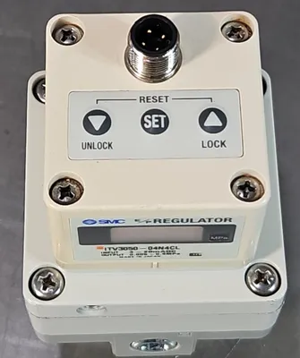SMC ITV3050-04N4CL Pneumatic Pressure Regulator. 6E-8