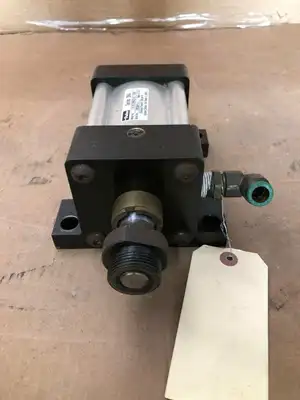 Parker CC2MAUS14A Pneumatic Air Cylinder 250PSI 3.25″ Bore 2″ Stroke
