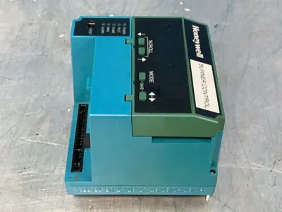 Used HONEYWELL RM7838 C 1004 Industrial Controls Ohio US | HGR 24 #1300066