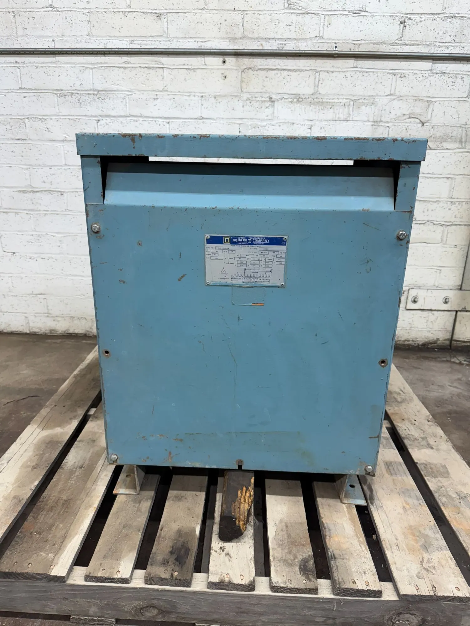 USED SQUARE D 33749-17212-016