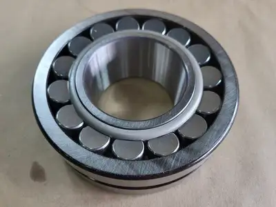 NEW SKF 22313 EK/C3