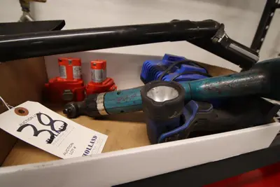Used _UNKNOWN_ _UNKNOWN_ Vacuum Cleaners Ohio US | Federal Equipment Company #1520322