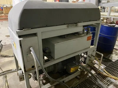 USED 2011 FLOW MACH