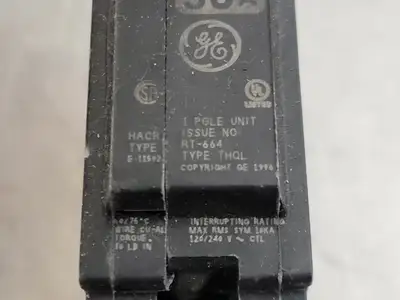 Used GENERAL ELECTRIC THQL130 Switchgears British Columbia CA | Lenmark #244766