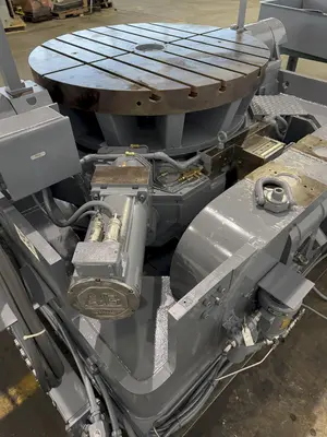 48" GIDDINGS & LEWIS ROTARY TRUNNION TABLE. STOCK # 0903224