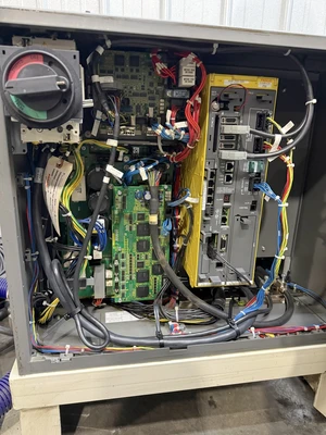 USED FANUC M-710IC