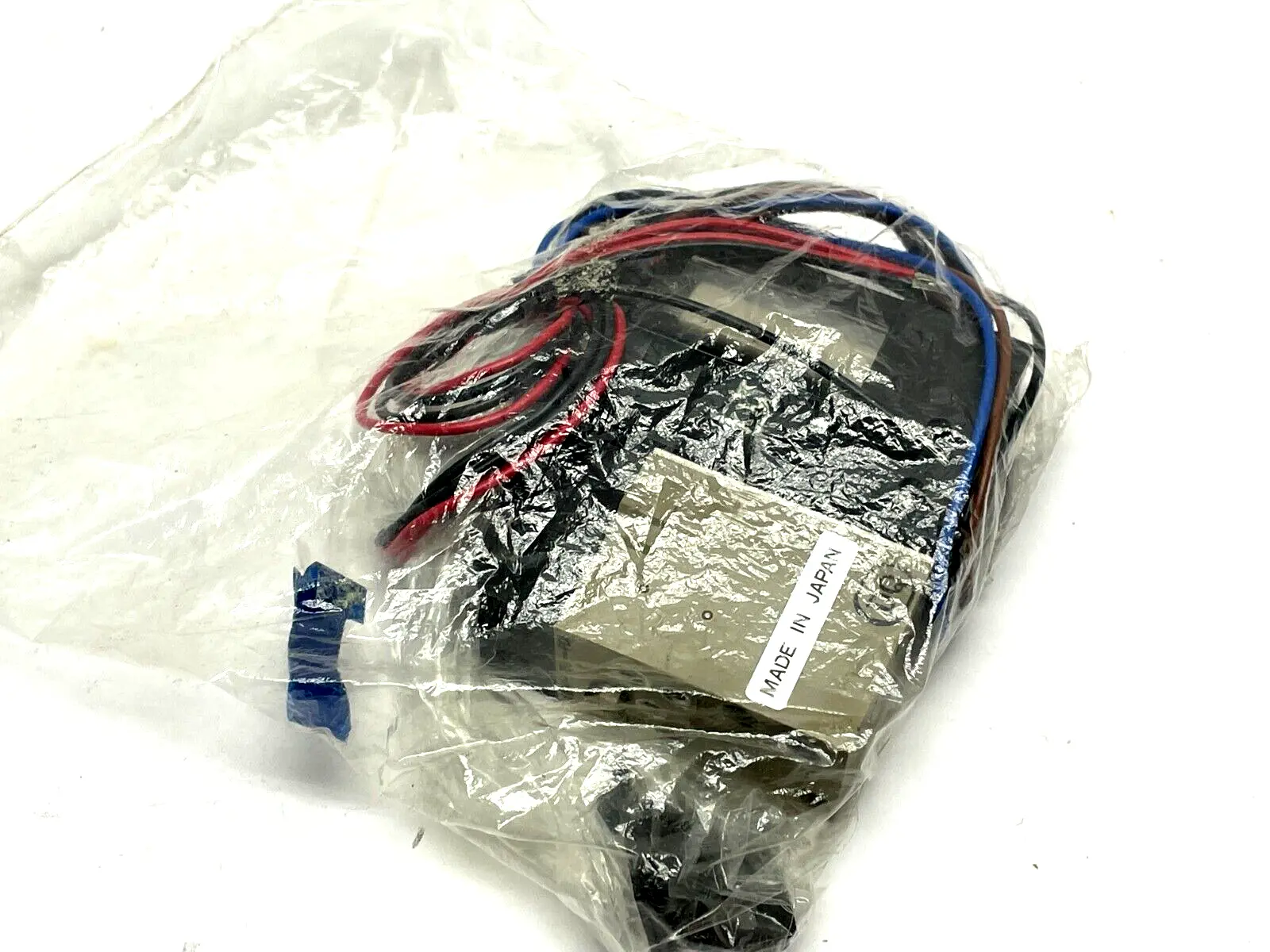 VJ114 | SMC  Solenoid Valve 3-Port - New Other