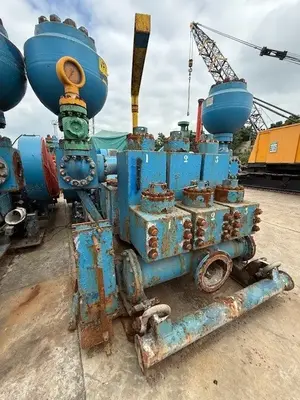 Used LETOURNEAU _UNKNOWN_ Piston Pumps IN | Oil The Woodlands Group #1501062