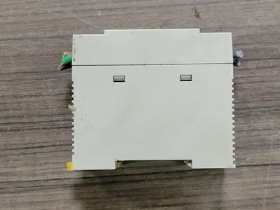 USED OMRON S82K-00305