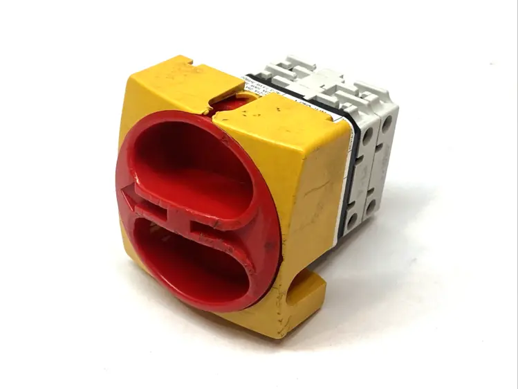 Used Baco Disconnect Switch Red On/Off 20A 600V PR 21 Relays & Switches Michigan US | Maverick Industrial Sales #1398456