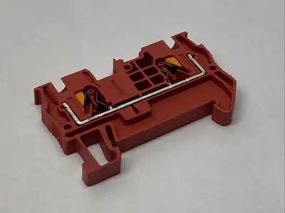 PT 4 RD,3211777 | Phoenix Contact PT 4 RD Feed-Through Terminal Block Red 3211777 LOT OF 46 - New