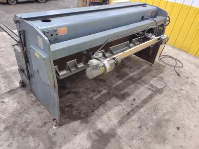 USED AMADA S-2532