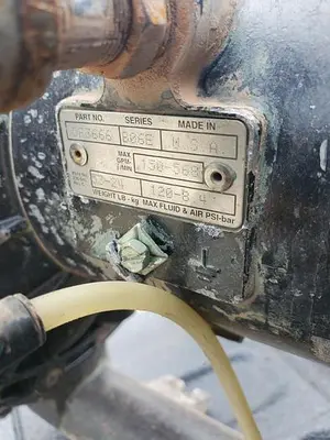 USED GRACO HUSKY 2150