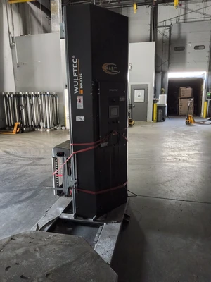 Used _UNKNOWN_ _UNKNOWN_ Pallet Wrappers Wisconsin US | ISP Equipment Group #1318786