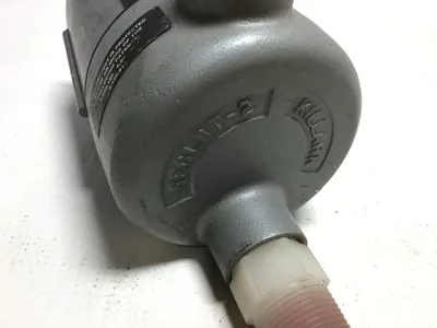 Rosemount RD307SKE40F3K Sensall Control Liquid Level Switch 117VAC 5Amps