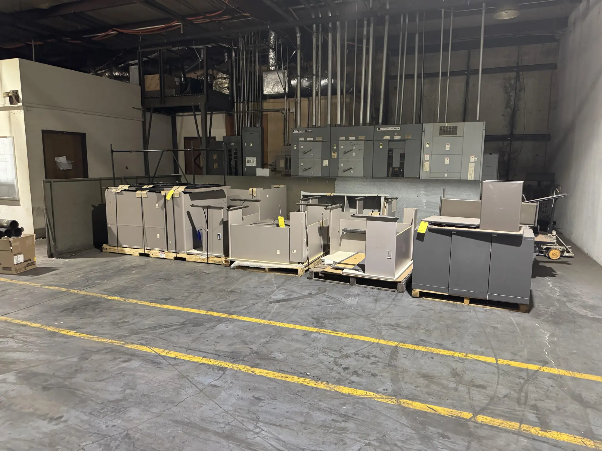 Assorted Palletized Office Furniture