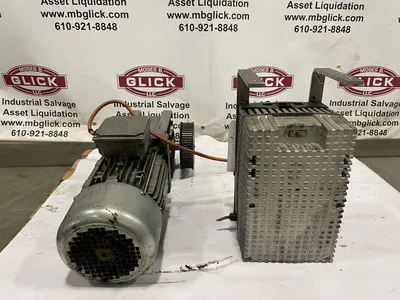 Lenze GKR06-2M VAK 100C32 Gearmotor with 8200 Motec 13436738 Inverter 3PH