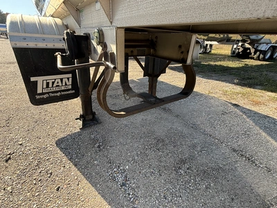 Used 2017 WALKER MILK TANKER TRAILER Tanker Trailers Michigan US | Miedema Asset Management Group #1709476
