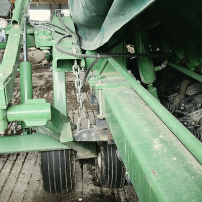 JOHN DEERE 455 Grain Drill | Iron Listing (20)