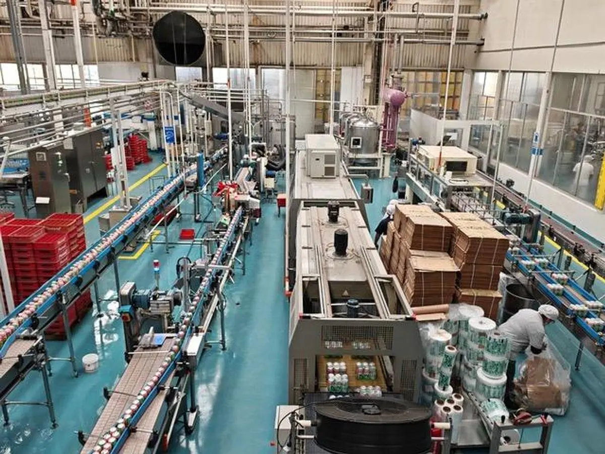 Complete Beverage Can Line with Sarcmi 20 Valve Can Filler / Comaco 4 Head Seamer