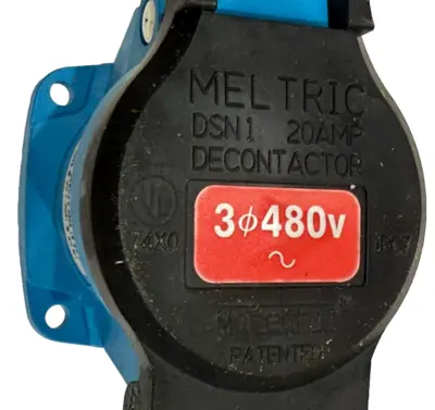NEW MELTRIC CORP. 63-10043-080 DSN RECEPTACLE ANGLE BOX 20AMP 6310043080