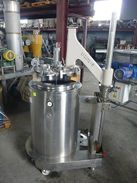 Used NIKRON B.V. 200 LITRE Stainless Steel Tanks PL | Perry Equipment #121591