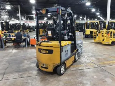 USED 2021 YALE ERC050