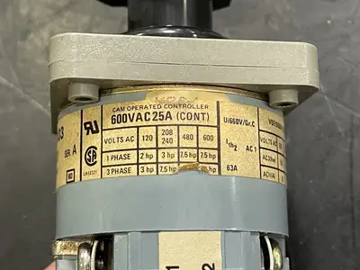 NEW SQUARE D 9003 ZE6129AK1