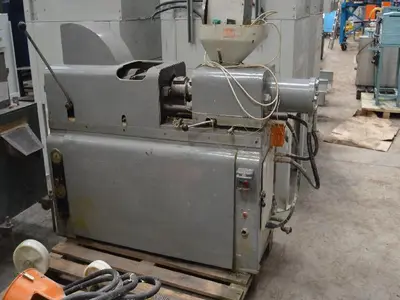 Hapfield Extruder - Injection Moulder